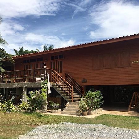 Saduemuenghomestay Phrae Εξωτερικό φωτογραφία