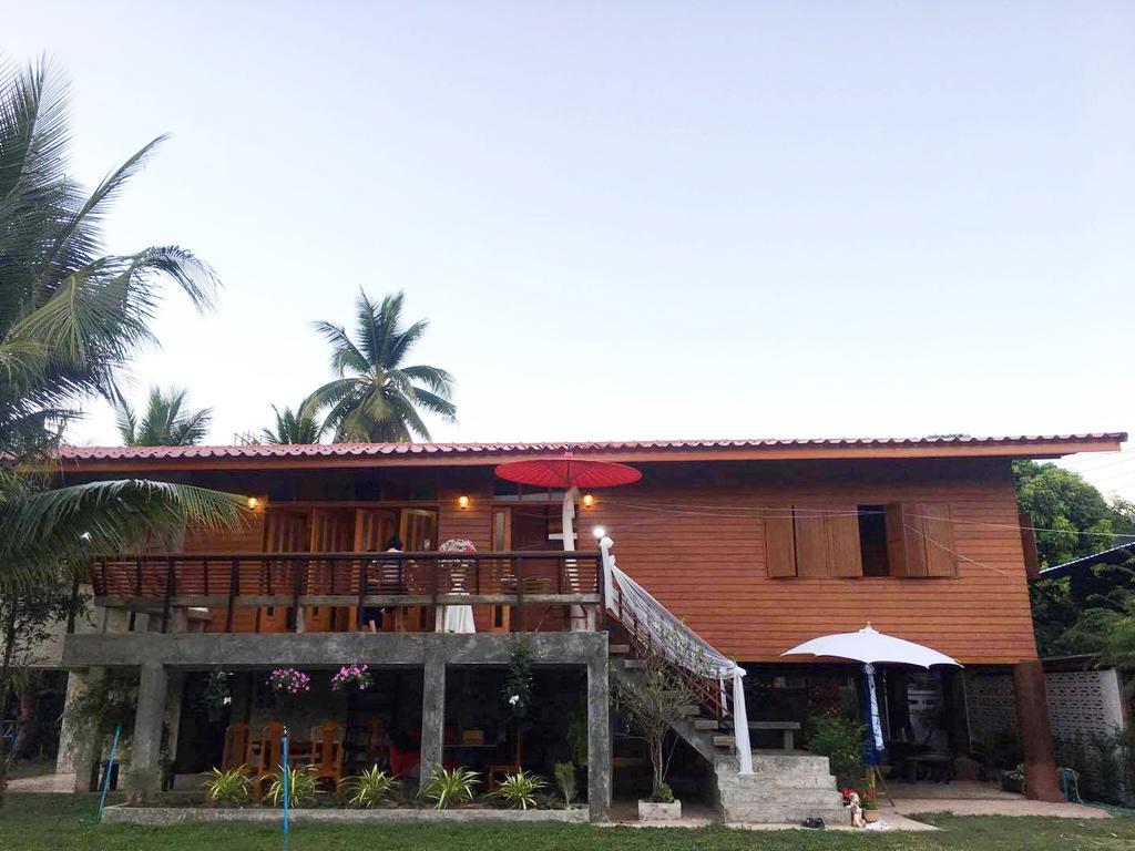 Saduemuenghomestay Phrae Εξωτερικό φωτογραφία