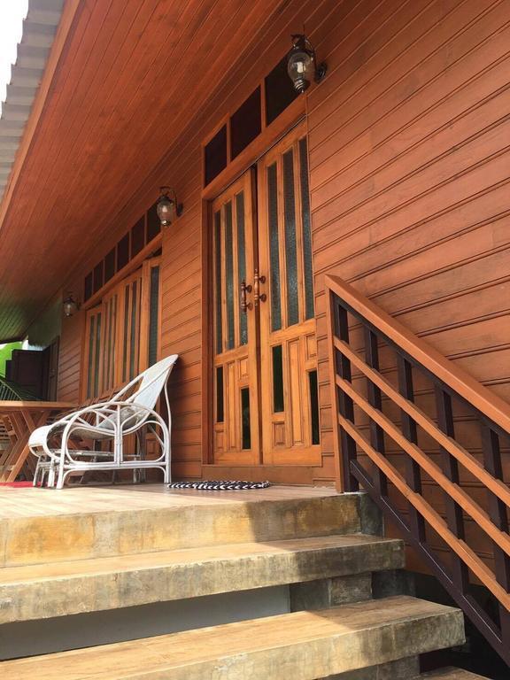 Saduemuenghomestay Phrae Εξωτερικό φωτογραφία