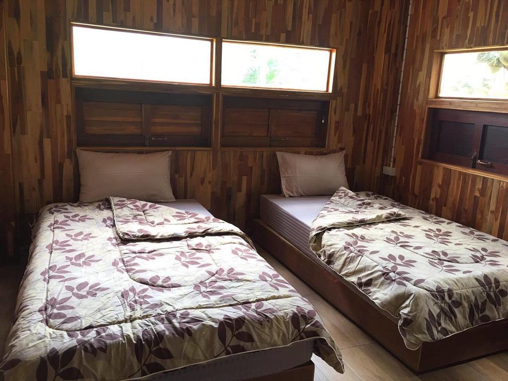 Saduemuenghomestay Phrae Εξωτερικό φωτογραφία